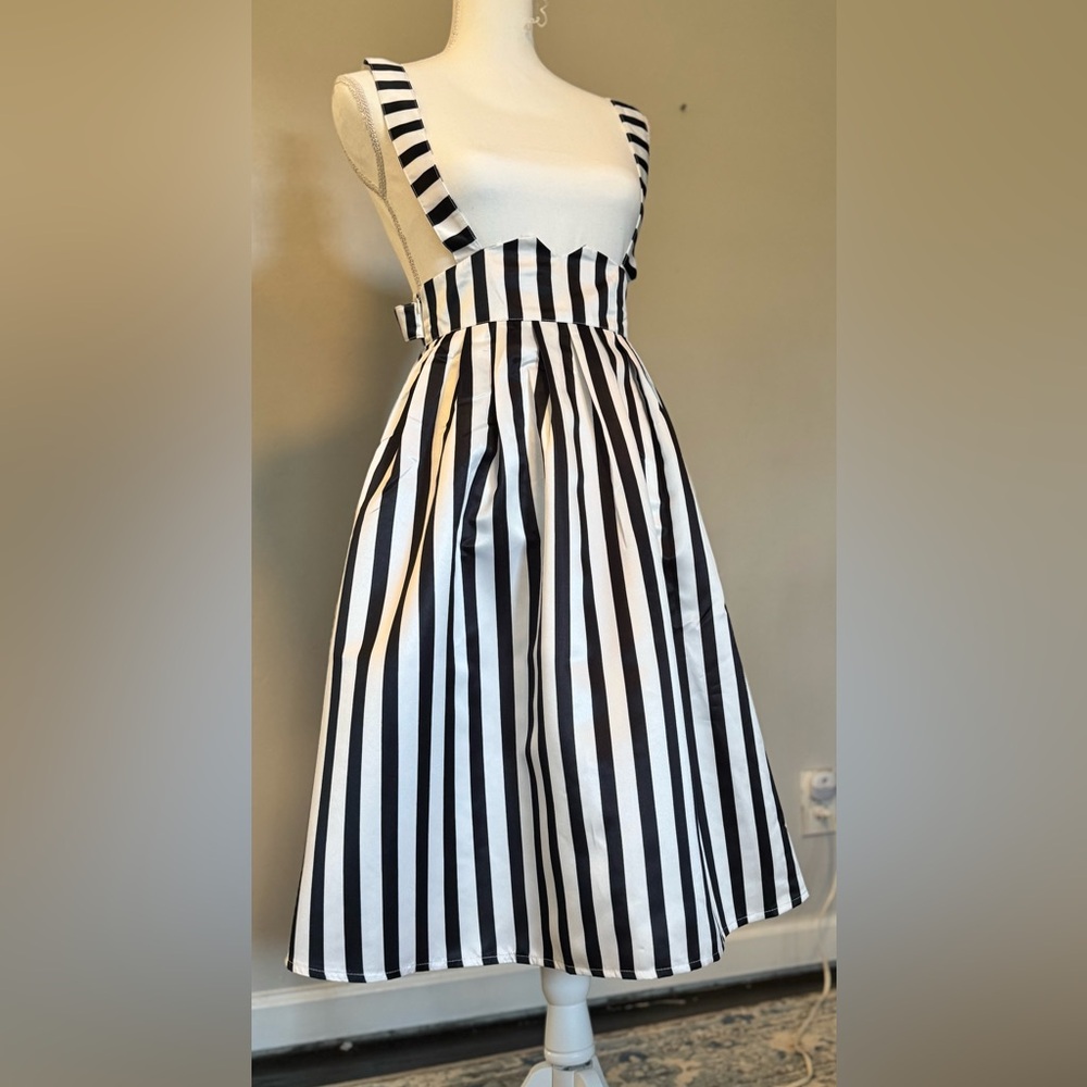 Striped Black and White Women's Suspender Skirt